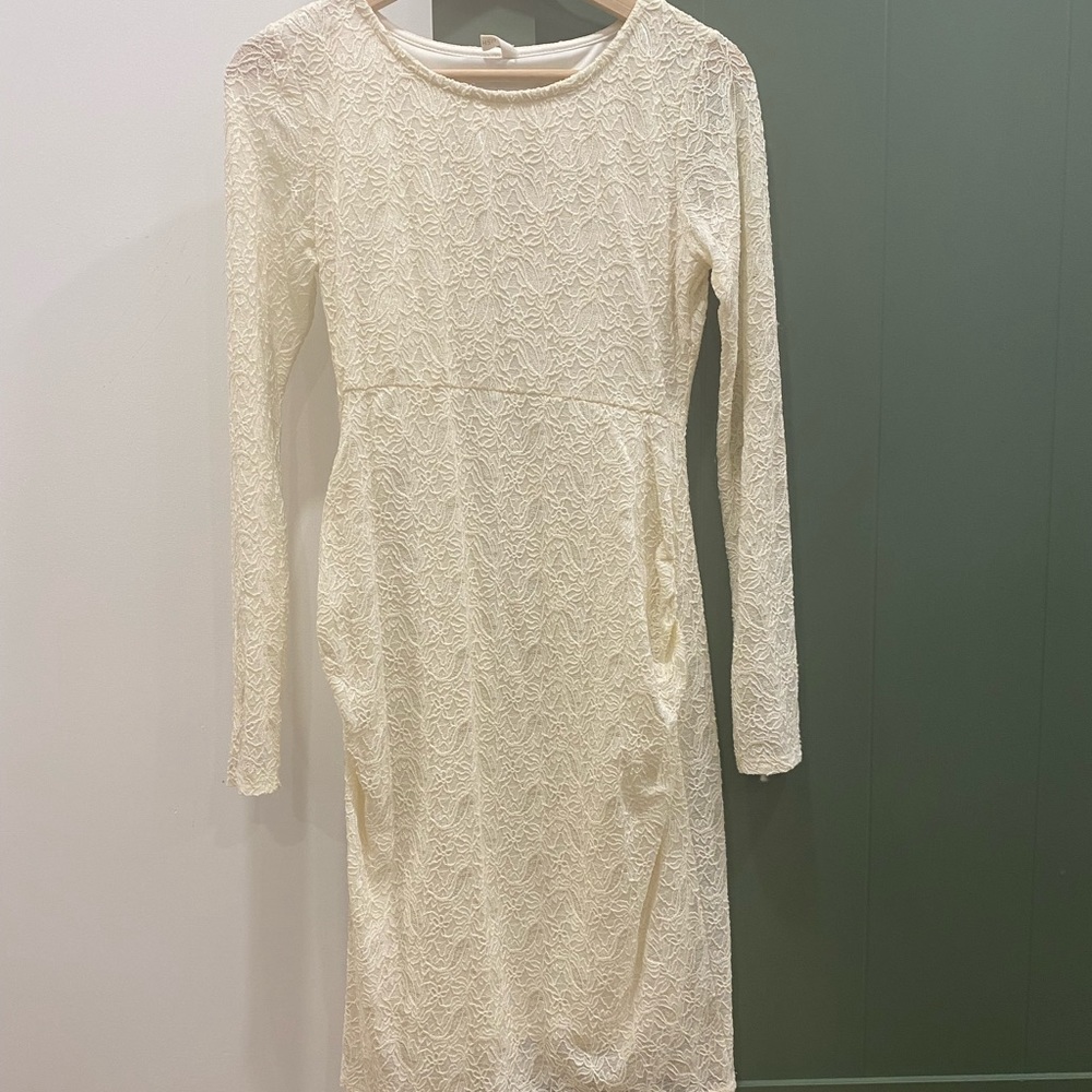 Maternity lace dress